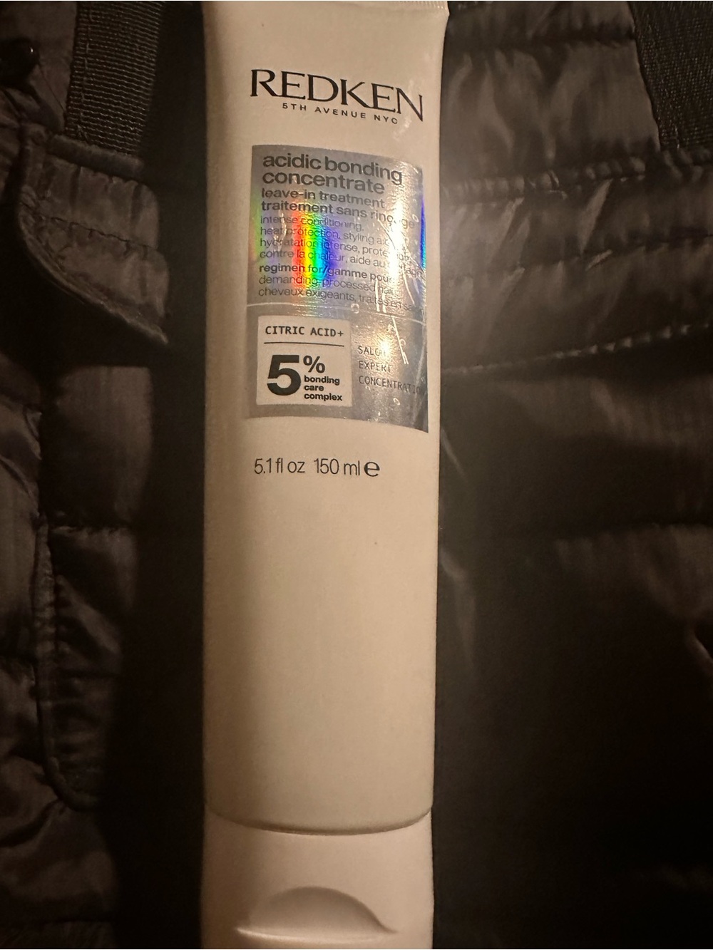Redken Acidic Bonding Concentrate Tube — White with Holographic Label - Picture 4 of 4